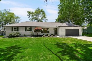 3515 W 93rd Street, Leawood, KS 66206