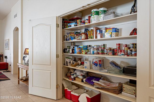 2862 W Starina Place, Tucson, AZ 85741