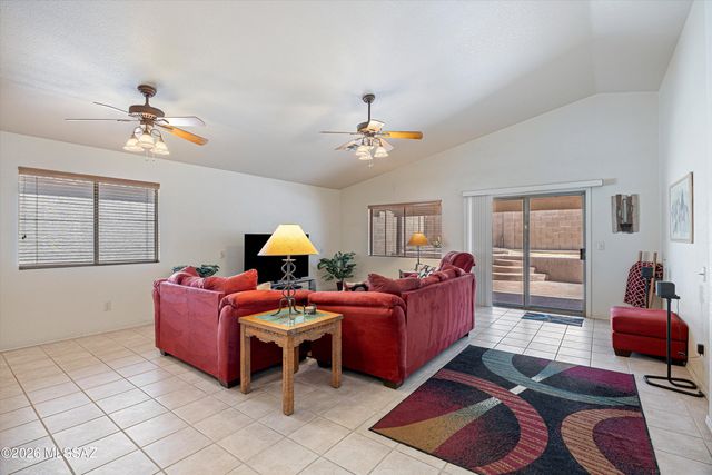 2862 W Starina Place, Tucson, AZ 85741