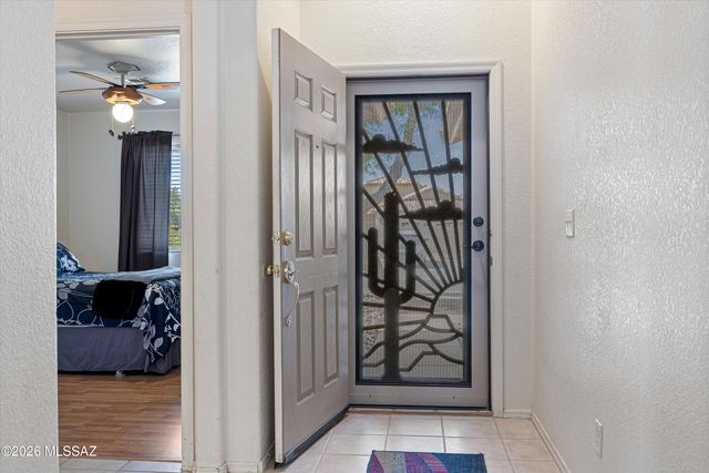 2862 W Starina Place, Tucson, AZ 85741