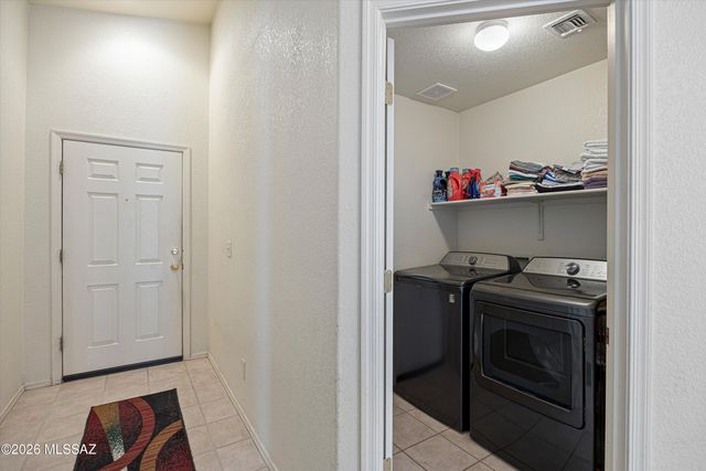 2862 W Starina Place, Tucson, AZ 85741