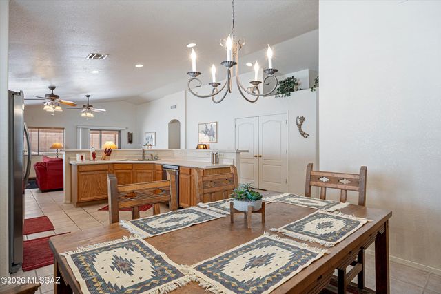 2862 W Starina Place, Tucson, AZ 85741