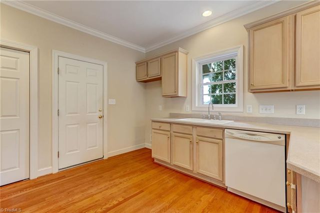 8204 Hunters Drive, Greensboro, NC 27455