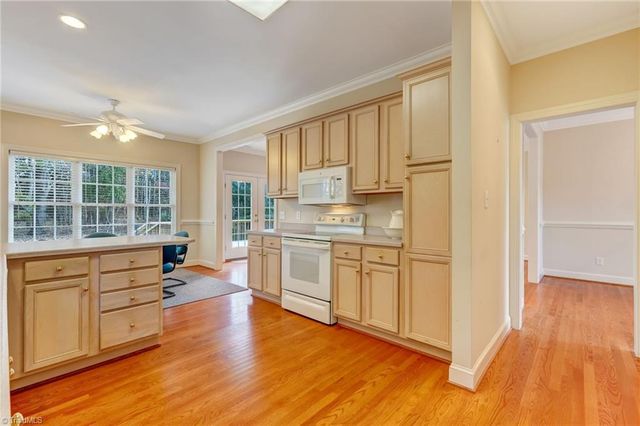 8204 Hunters Drive, Greensboro, NC 27455