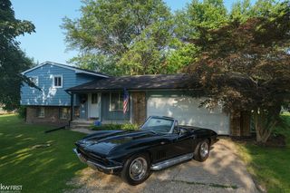 6355 Mckinley Road, Flushing, MI 48433