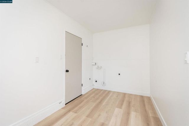 5201 5201 Sky Pkwy, Sacramento, CA 95823