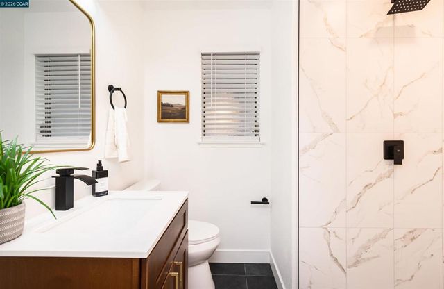 5201 5201 Sky Pkwy, Sacramento, CA 95823