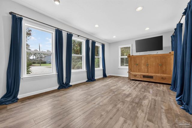 14280 Gant Ave, Pensacola, FL 32507