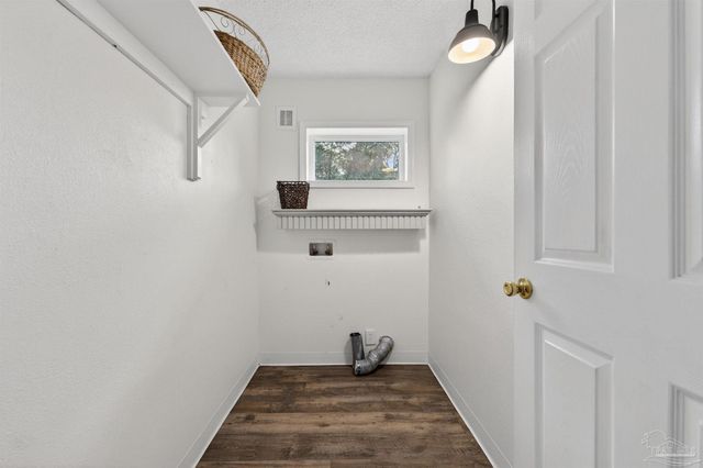 14280 Gant Ave, Pensacola, FL 32507