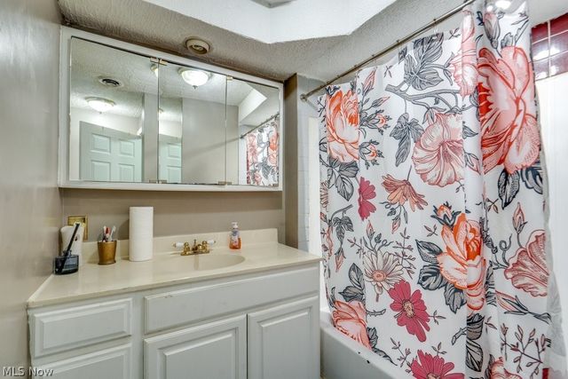 4610 West Avenue, Ashtabula, OH 44004