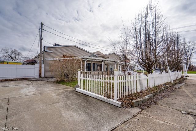 4610 West Avenue, Ashtabula, OH 44004