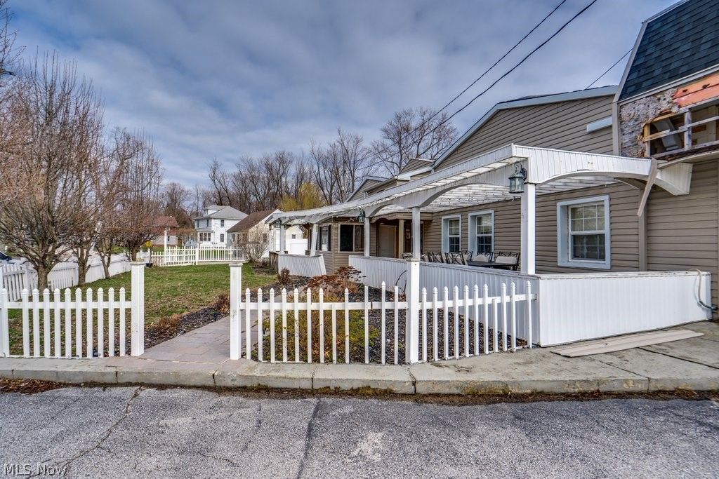 4610 West Avenue, Ashtabula, OH 44004