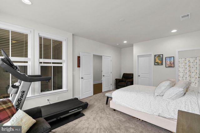 23049 COTTONWILLOW SQ, Brambleton, VA 20148