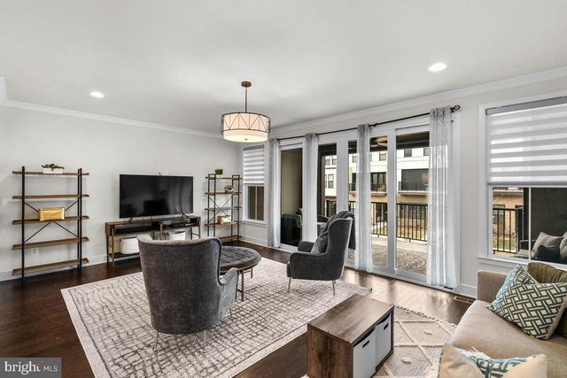 23049 COTTONWILLOW SQ, Brambleton, VA 20148