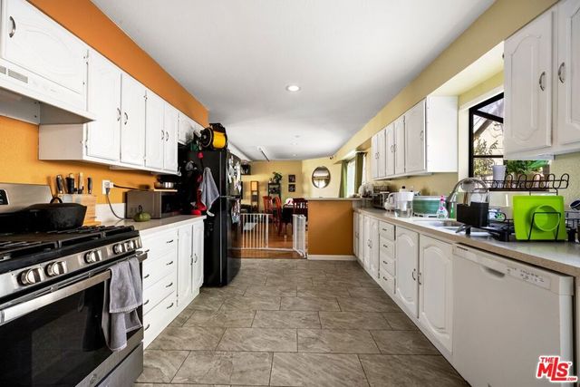 4557 Paulhan Avenue, Los Angeles, CA 90041