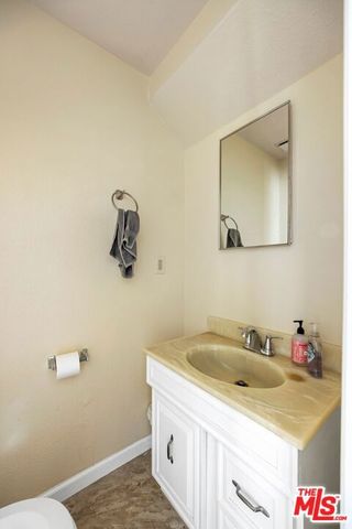 4557 Paulhan Avenue, Los Angeles, CA 90041