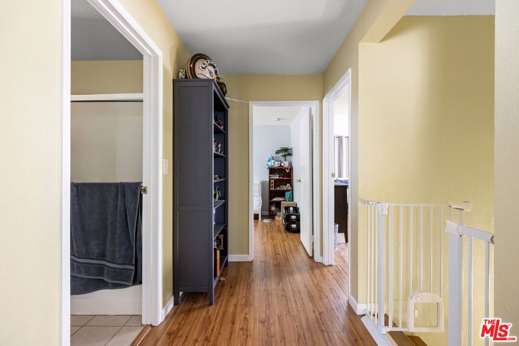 Image 21 of property listing at 4557 Paulhan Avenue, Los Angeles, CA 90041