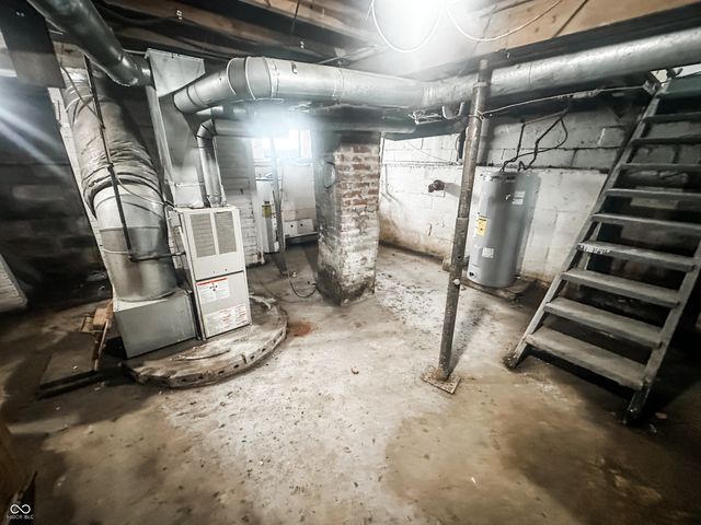 2313 E 5th Street, Anderson, IN 46012