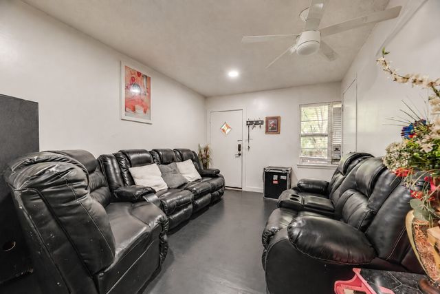 408 Ruby Road, Grand Prairie, TX 75050