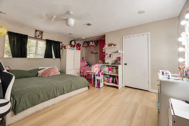 408 Ruby Road, Grand Prairie, TX 75050