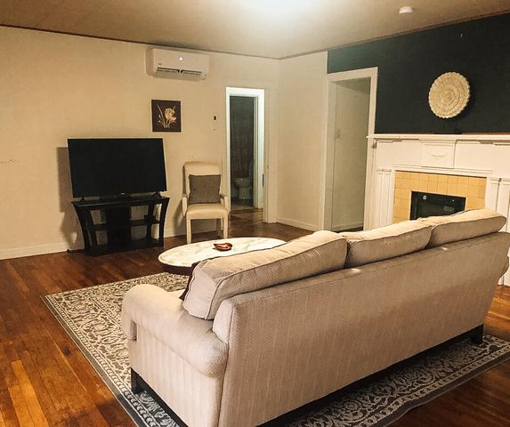 2003 30th Street, Lubbock, TX 79411