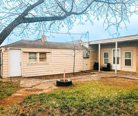 2003 30th Street, Lubbock, TX 79411