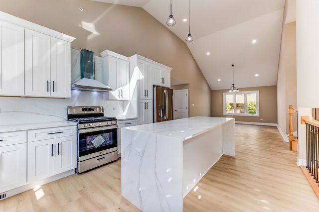 5125 171st st Street, Oak Forest, IL 60452