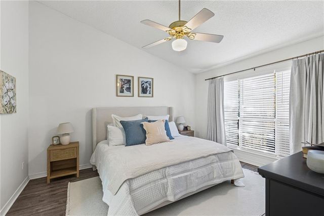 664 Spring Lake W Drive, Mobile, AL 36695