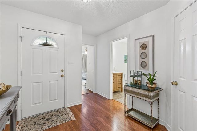 664 Spring Lake W Drive, Mobile, AL 36695