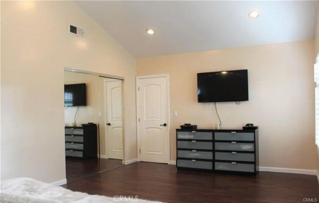 6840 Whitman, Lake Balboa, CA 91406