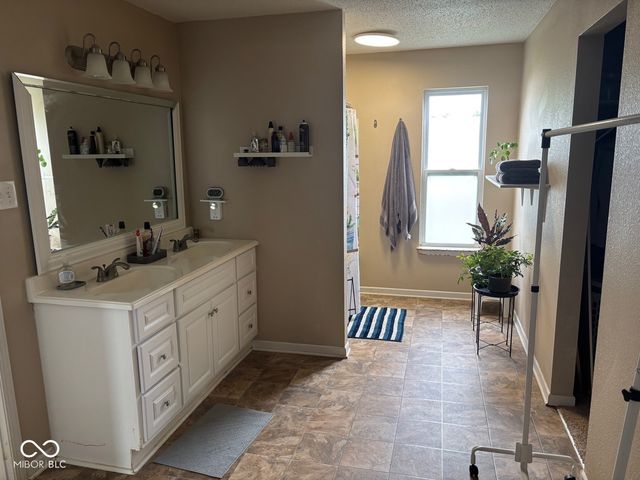 12924 Star Drive, Fishers, IN 46037