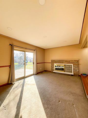 4878 Wolgast Street, Warren, MI 48092