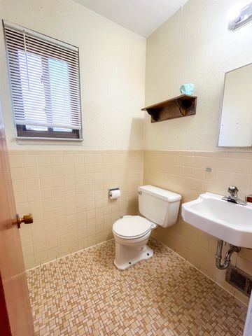 4878 Wolgast Street, Warren, MI 48092