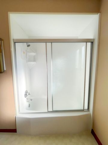 4878 Wolgast Street, Warren, MI 48092