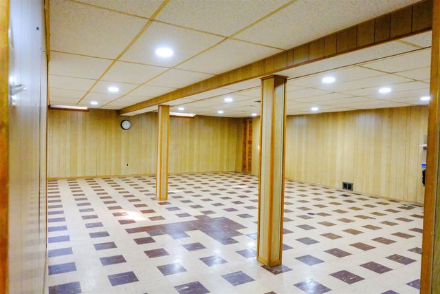 4878 Wolgast Street, Warren, MI 48092