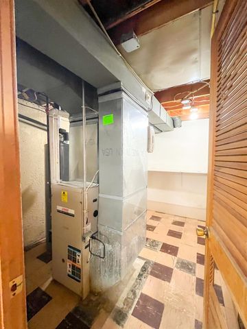 4878 Wolgast Street, Warren, MI 48092