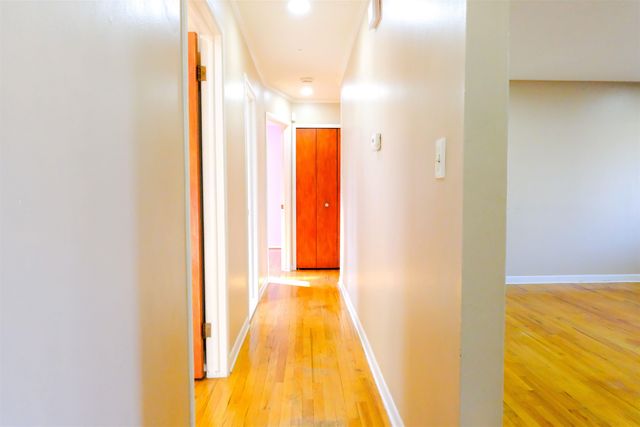 4878 Wolgast Street, Warren, MI 48092