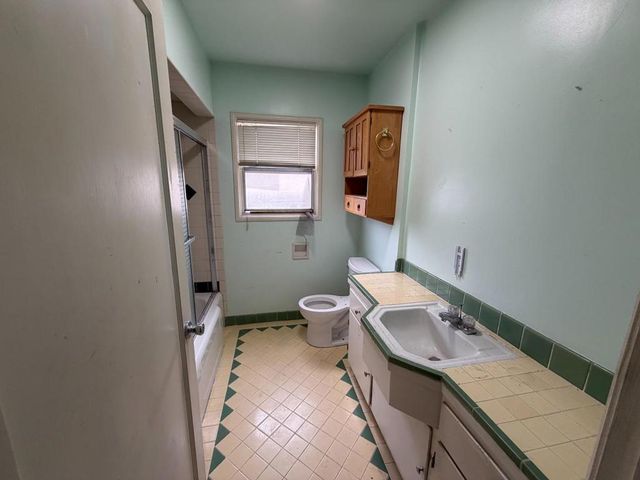 3627 Nevin Avenue, Richmond, CA 94805
