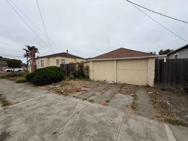 3627 Nevin Avenue, Richmond, CA 94805