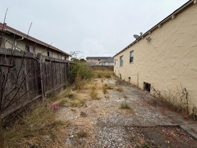 3627 Nevin Avenue, Richmond, CA 94805
