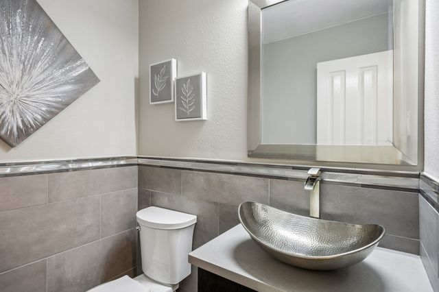 900 Water Oak Drive, Grapevine, TX 76051