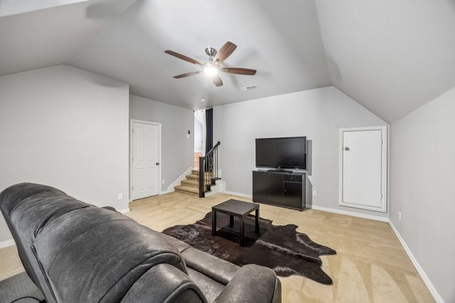 900 Water Oak Drive, Grapevine, TX 76051