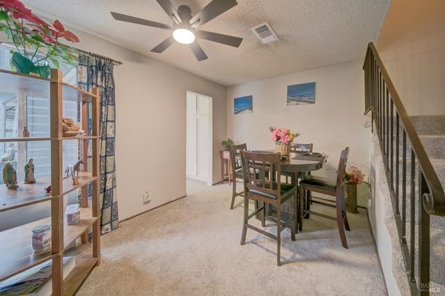 2827 Sunburst Dr, Fairfield, CA 94533