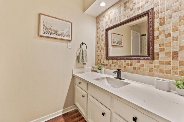 3404 Surrey Street, Baytown, TX 77521