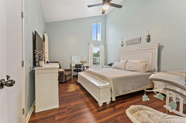 3404 Surrey Street, Baytown, TX 77521