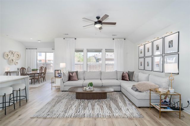 4414 Canonsburg, League City, TX 77573