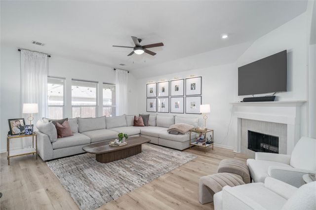 4414 Canonsburg, League City, TX 77573