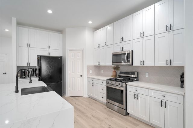 4414 Canonsburg, League City, TX 77573