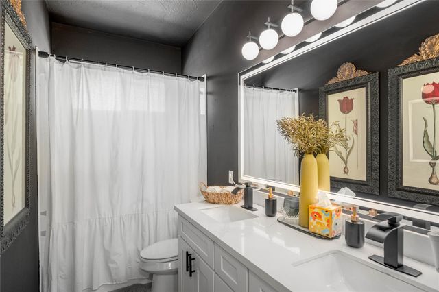 4414 Canonsburg, League City, TX 77573