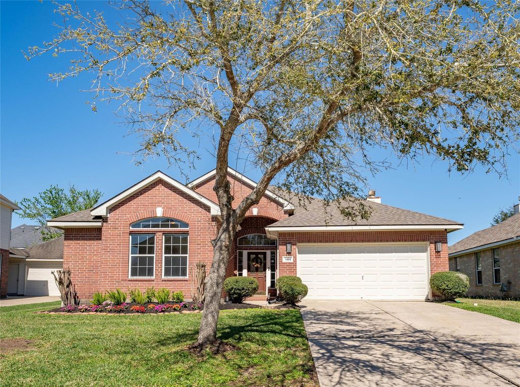 4414 Canonsburg, League City, TX 77573